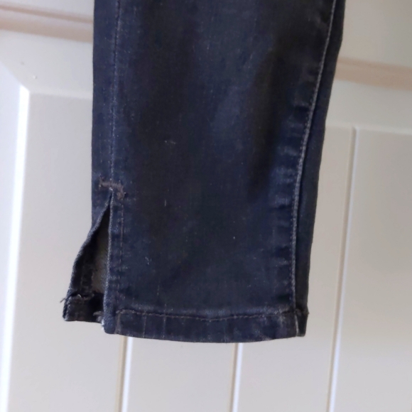 Levi's "mile high super skinny" black denim - Picture 2 of 4